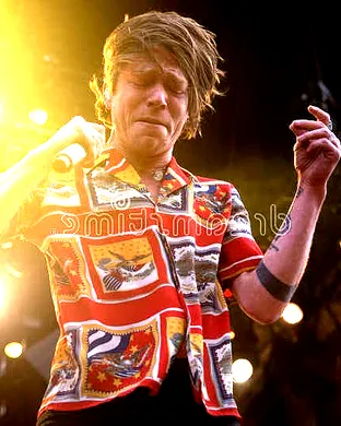 Cage The Elephant Rogoredo
