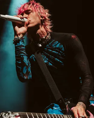 Machine Gun Kelly Bristow