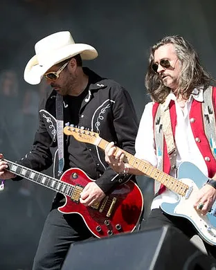 Roger Clyne And The Peacemakers Falls Church
